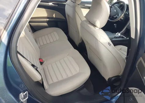 2018 Ford Fusion S z USA, uszkodzony, nr VIN 3FA6P0G72JR270363